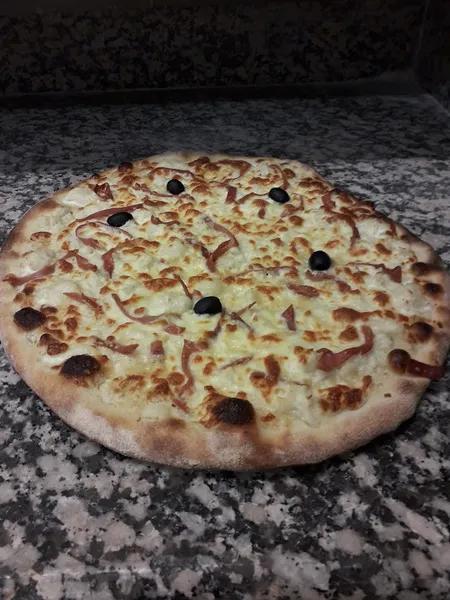 Casa Della Pizza