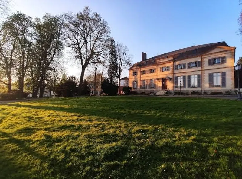 La Maison Verneuil