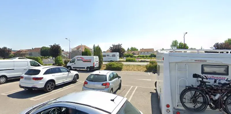 Intermarché station-service L'Isle Sur Le Doubs