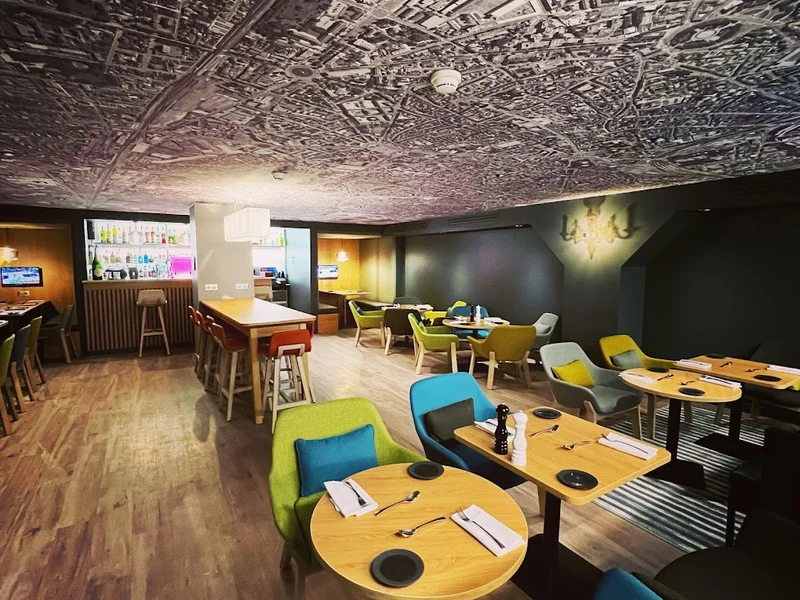 Restaurant Gallery 412