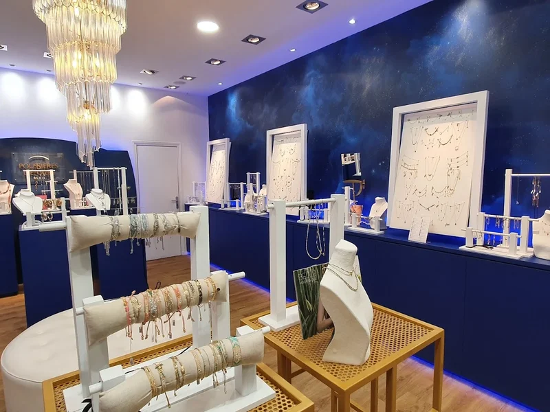 Poussières d'Étoiles