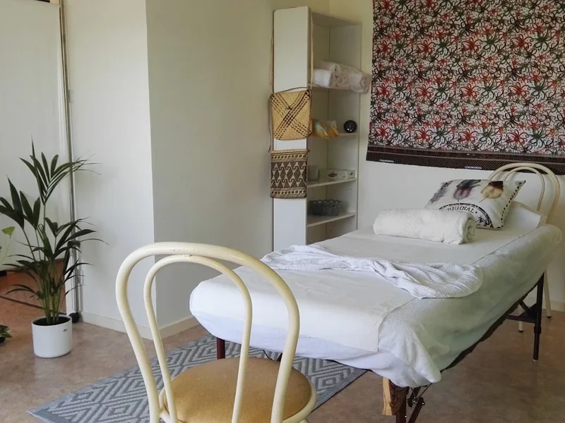 Massage Traditionnel de Bornéo