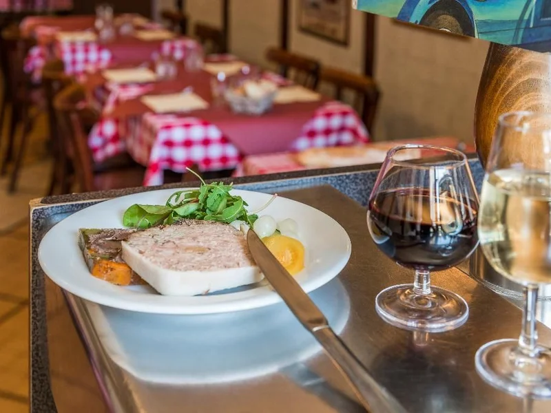 Le Bouchon Du Palais