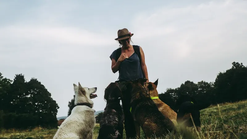 Charline DEVAUX - Educateur canin - comportementaliste canin