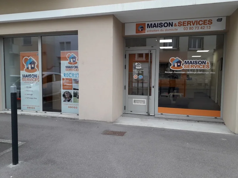 Maison et Services Dijon | Ménage, repassage, jardinage, nettoyage des vitres