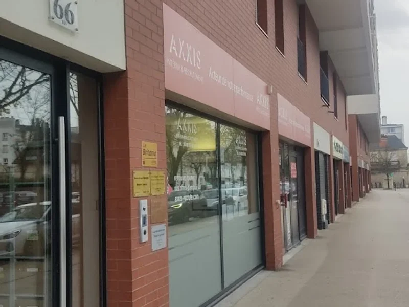 Dr Sarah Idrissi-Abarkane - Chirurgien dentiste