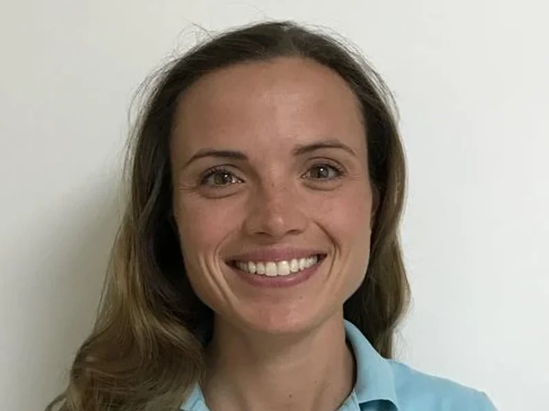 Dr Antinéa ROY - Chirurgien Dentiste