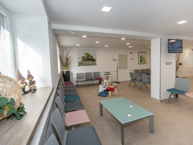 Dr DERCSAR Veronika Orthodontiste