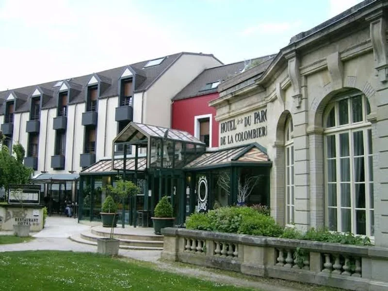 Logis Hôtel du Parc de la Colombière