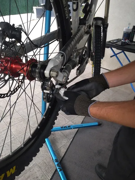 AFFUT'BIKE - Service de réparation de vélo à domicile