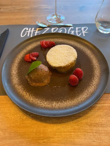 CHEZ ROGER