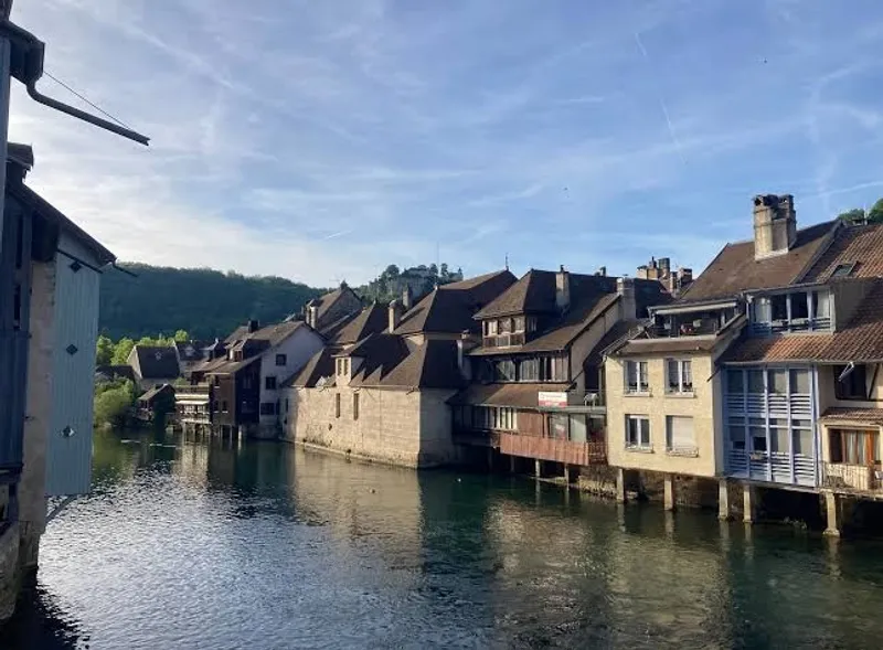 L'Atelier Du Peintre