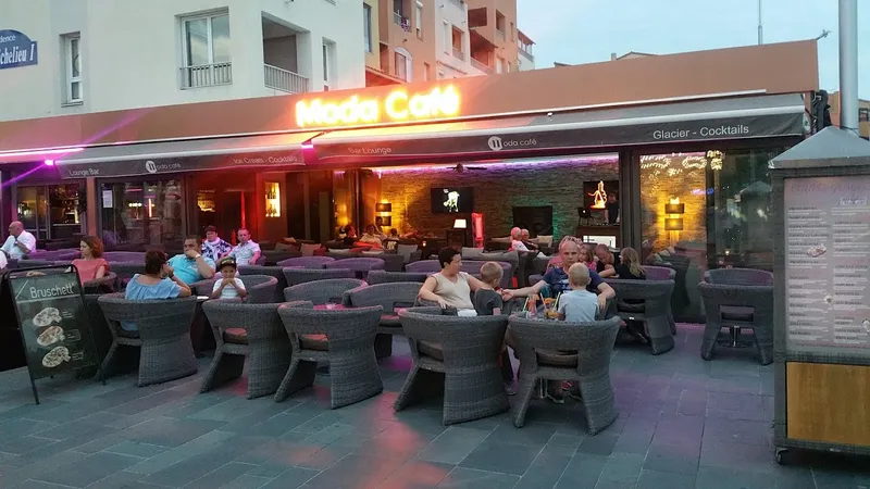 Moda Café