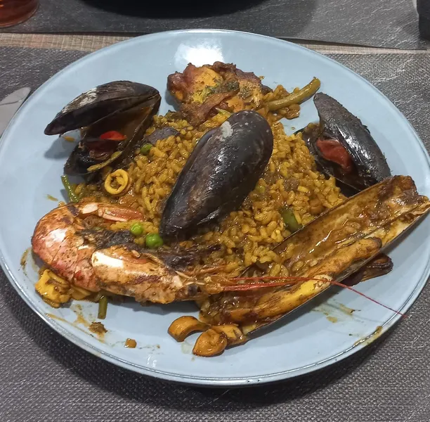 Hola paella