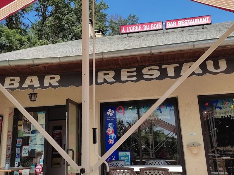 À l’Orée du Bois