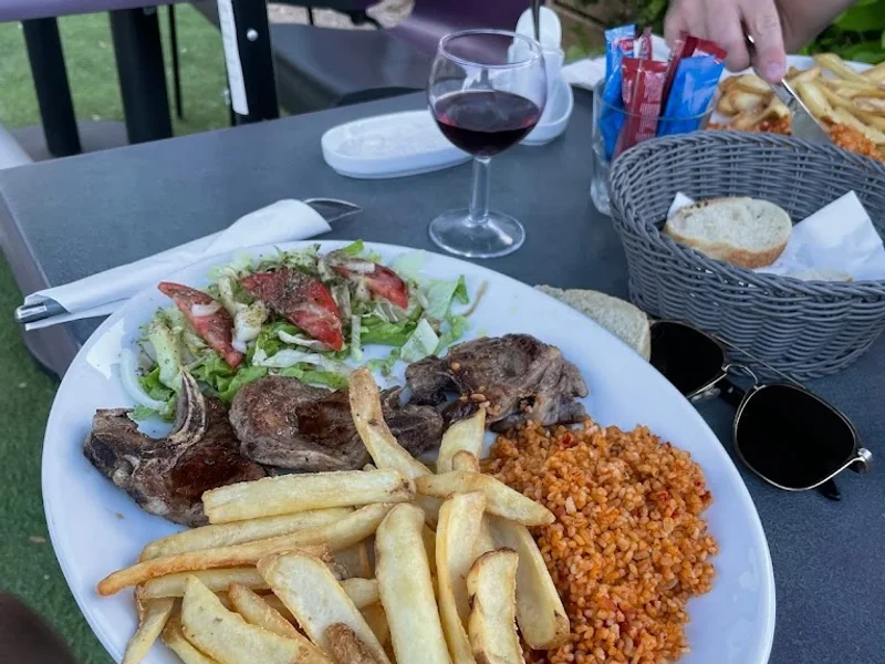 COTES & GRILL