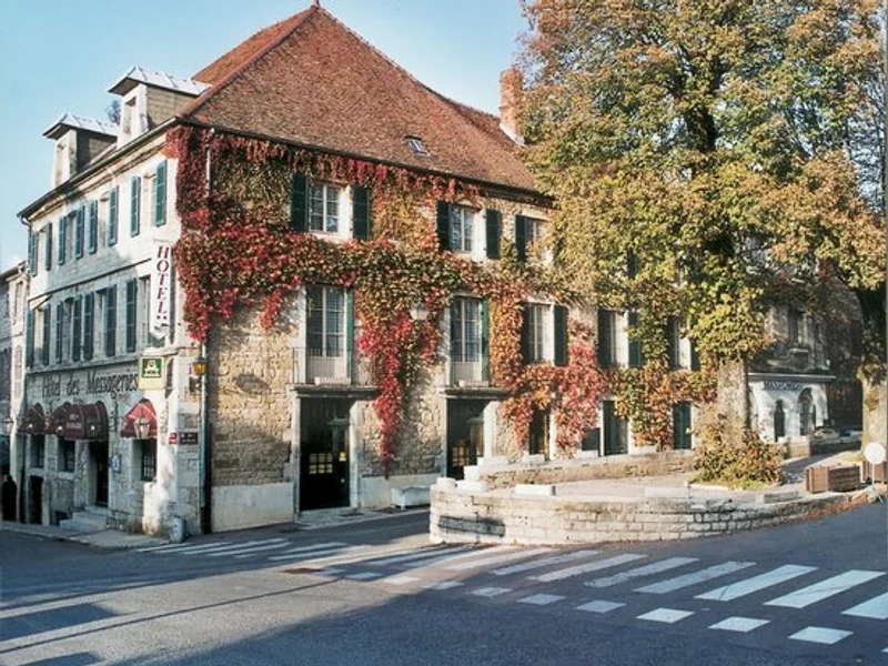 Logis Hôtel des Messageries, Arbois