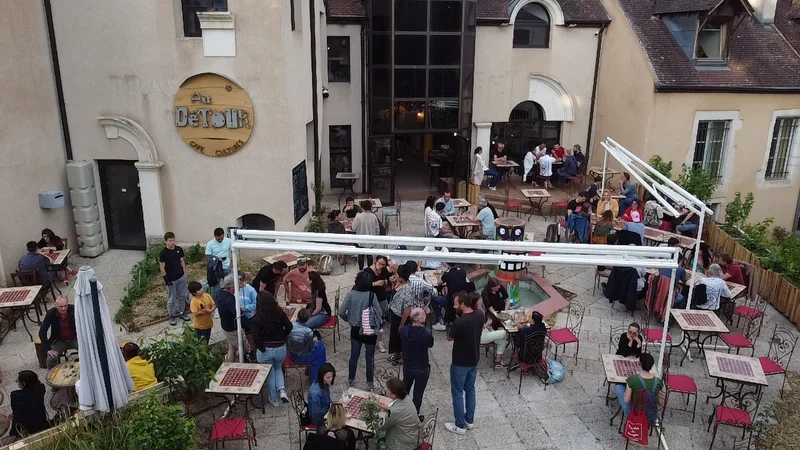 Au Détour - Bar à Dole (Jura)