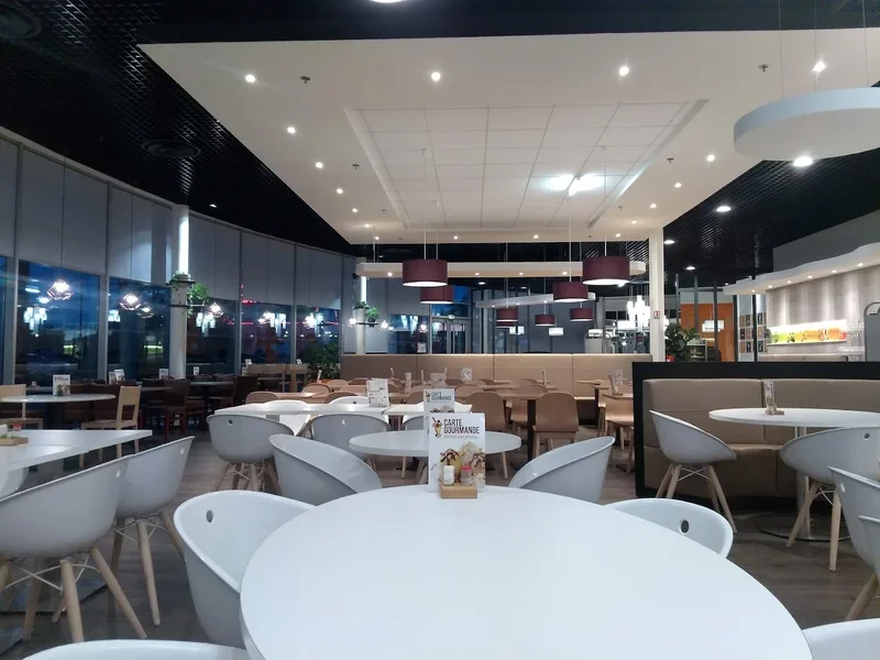 Crescendo Restaurant
