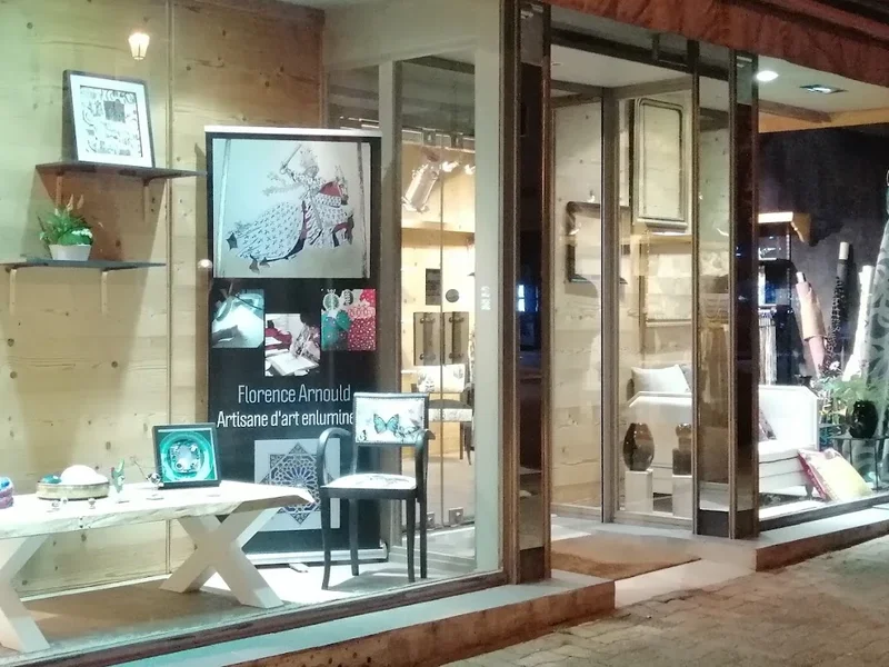 Atelier-boutique "Trois en Art"