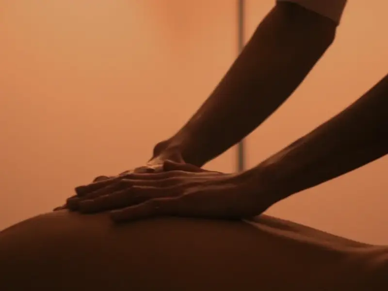 SINAÏA Bien-Être, Méthode RENATA FRANÇA, Drainage lymphatique, MiracleFace, M5C, Massage détente.