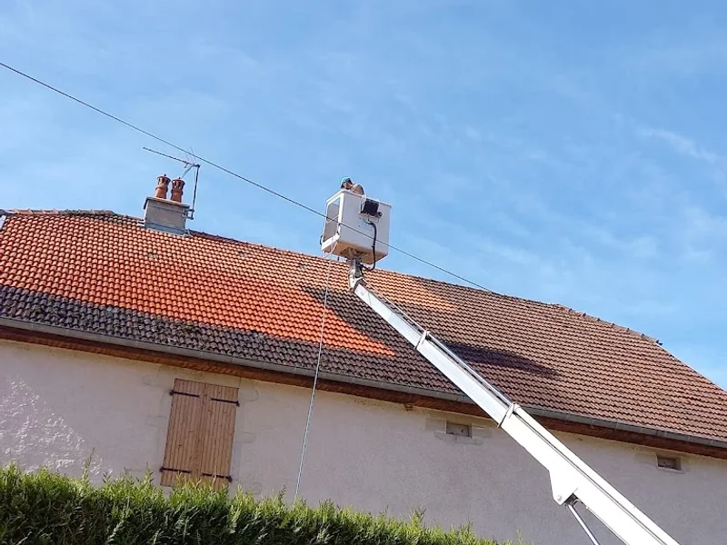 entretien et rénovation de votre habitation nettoyage de toiture, façade
