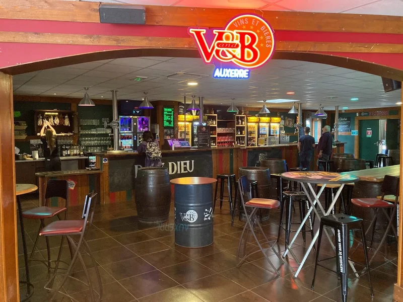 V and B Auxerre