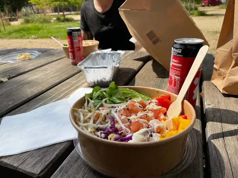 Famou's poke