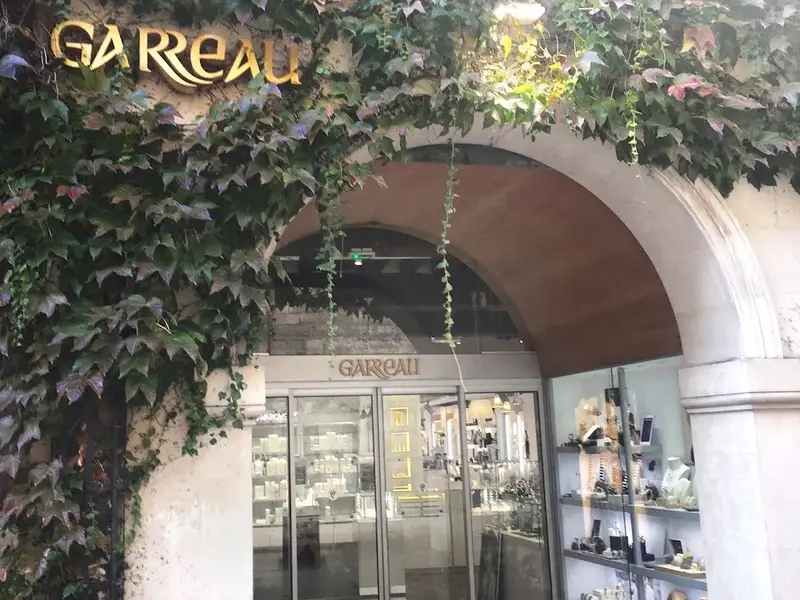 GARREAU