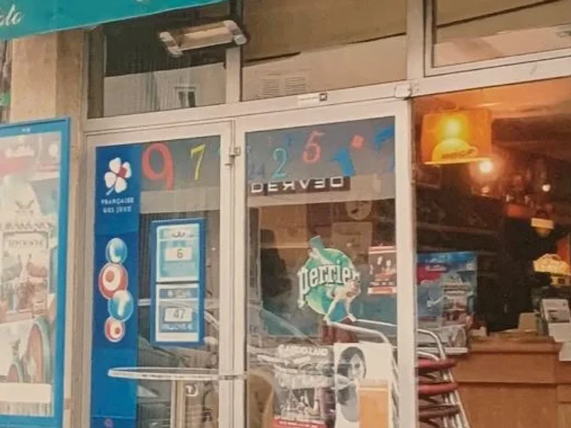 Le Paris Bar