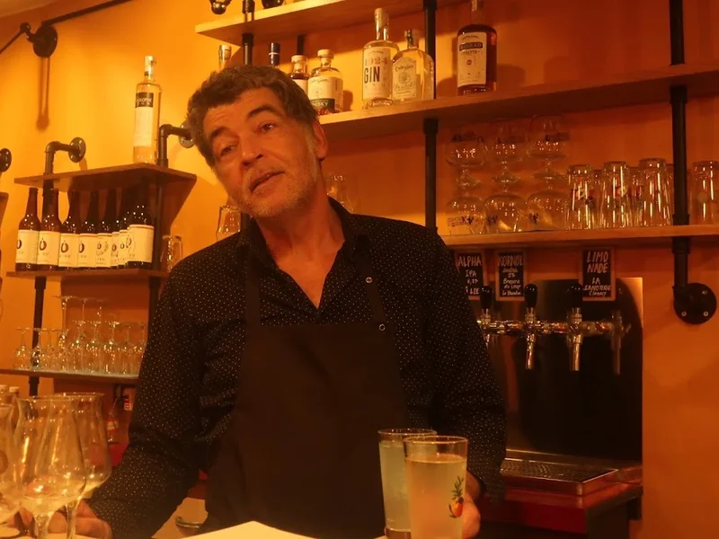 ÔLIEU 2: Restaurant Bistrot - Produits artisanaux et/ou locaux