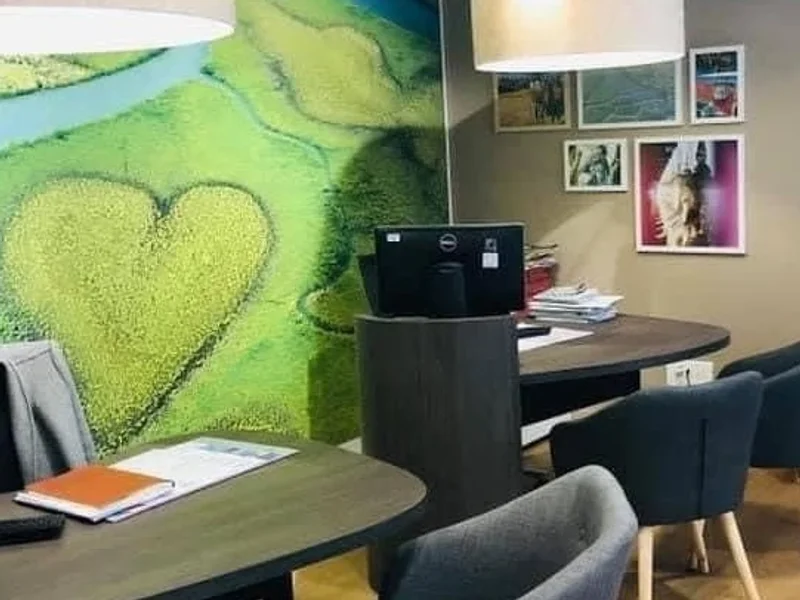 Agence de voyage TUI STORE Sens