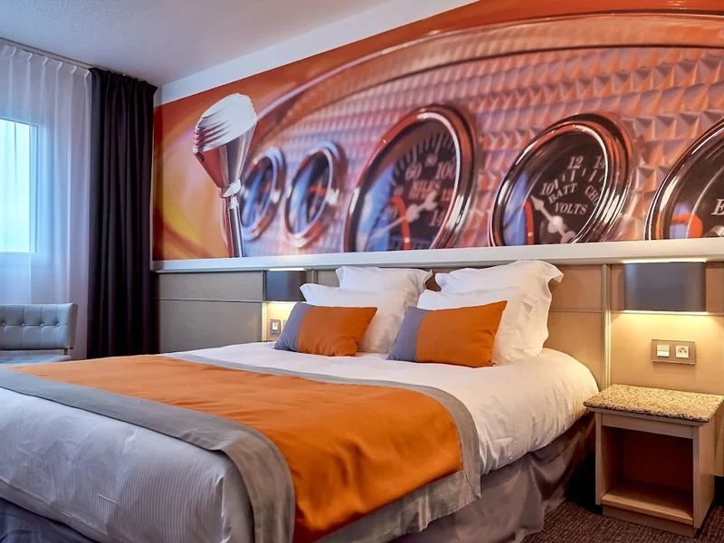 Hôtel Restaurant Le Paddock - 4 Etoiles