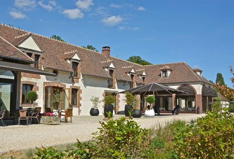 Le Domaine du Roncemay - Hôtel, Restaurants, Golf & Spa