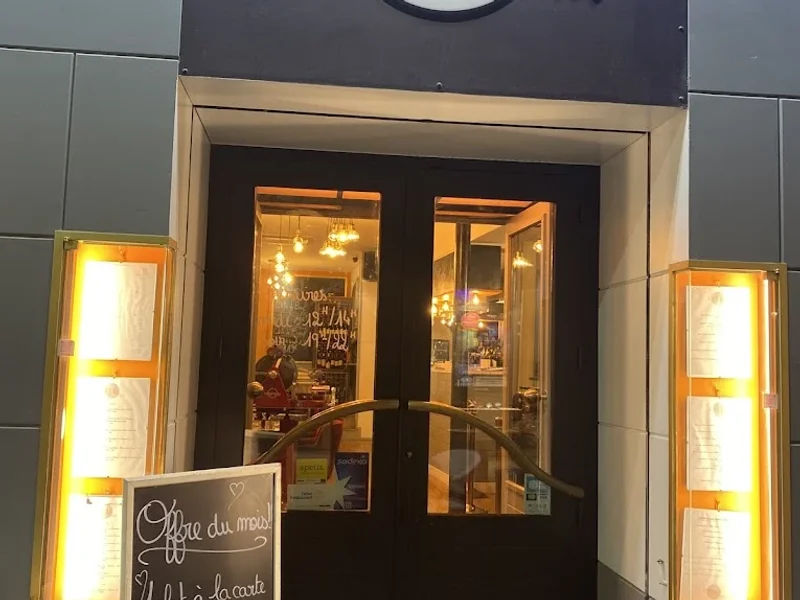 Restaurant l'Ecu Sens et BAR LOUNGE