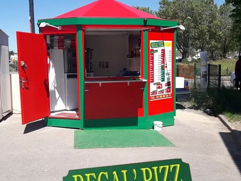 REGAL PIZZ
