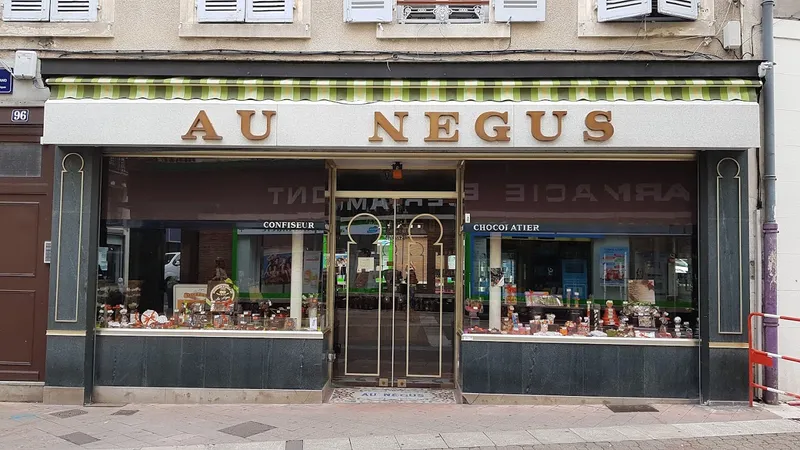 Au Négus