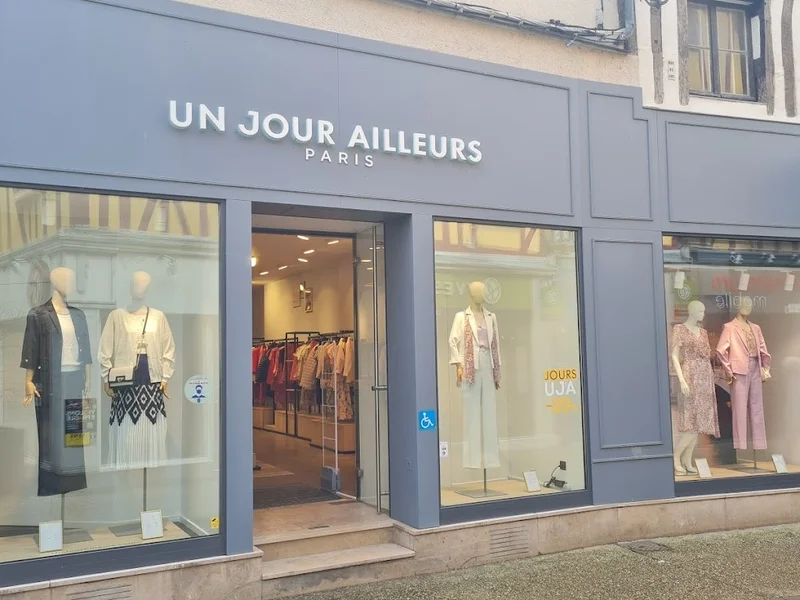 Un Jour Ailleurs Sens