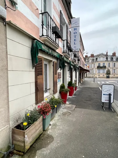 Hôtel de Verdun - Au chat qui roule