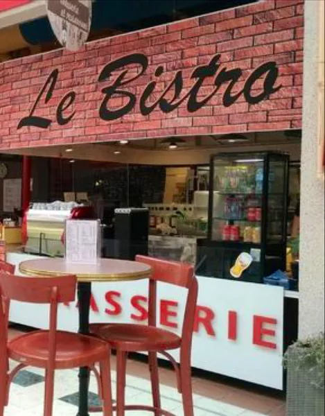 Le Bistro