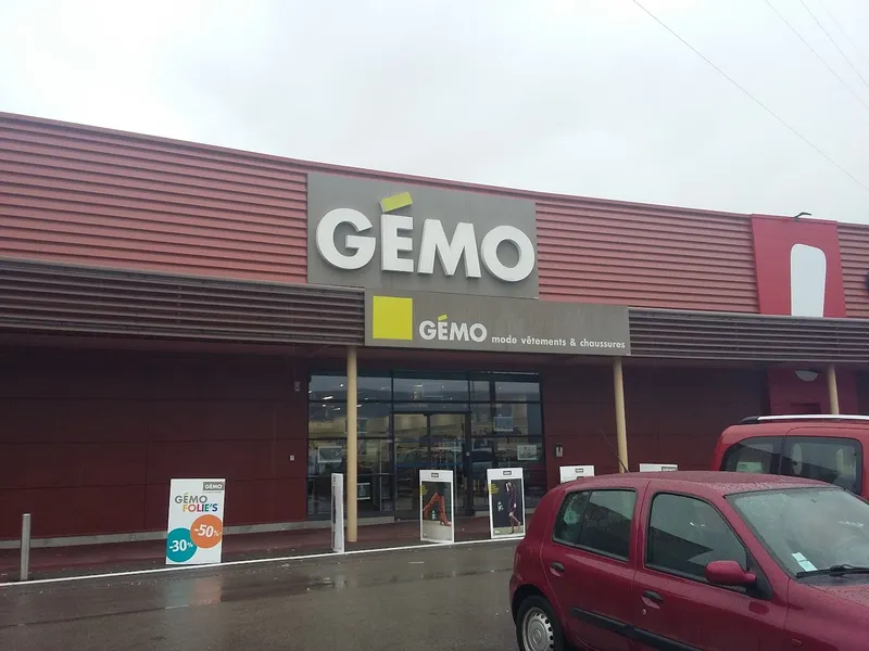 GEMO CHAMPAGNOLE Chaussures et Vêtements