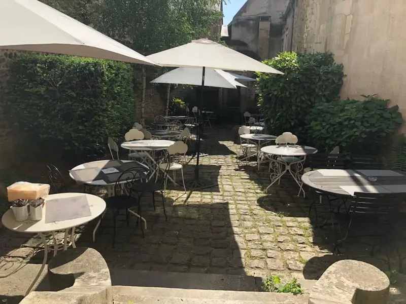 Dame Jeanne - Avallon