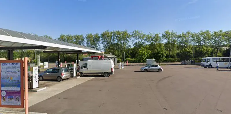 Intermarché station-service Saint-Florentin