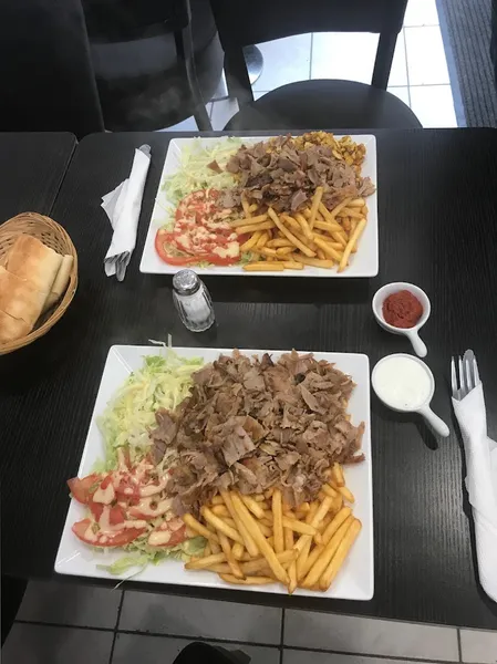 Restaurant Chez Momo ( kebab, tacos , pizza, bourgre , )