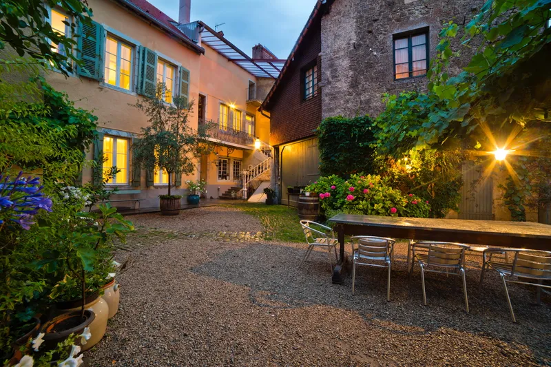 Les Jardins sur Glantine : Chambres d'hôtes Jura