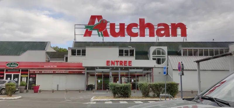 Auchan Hypermarché Clamecy