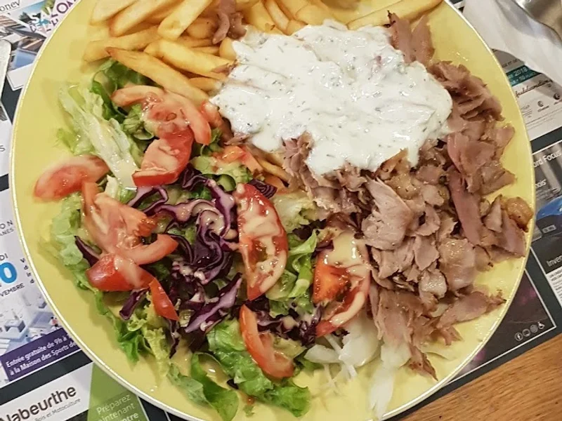 L' AVENUE DE L'ORIENT