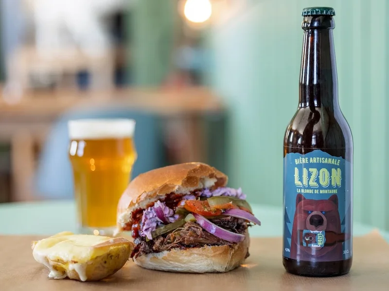 Feodor - bar et restaurant au fumoir (Haut Jura)