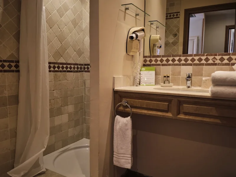 Hostellerie de la Tour d'Auxois