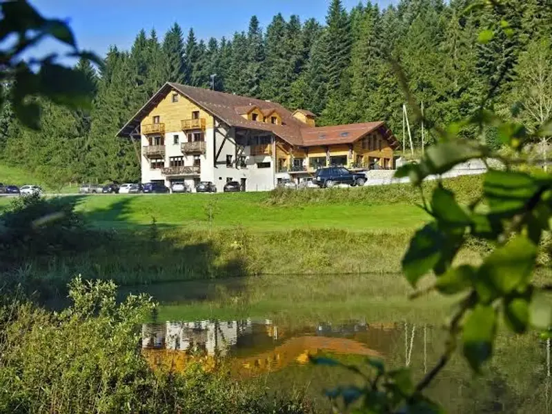 Restaurant SPA L'Etang Du Moulin - Hôtel L'Etang Du Moulin By Céline